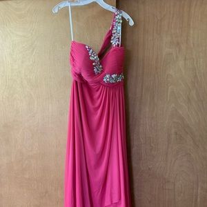 Pink prom/formal dress